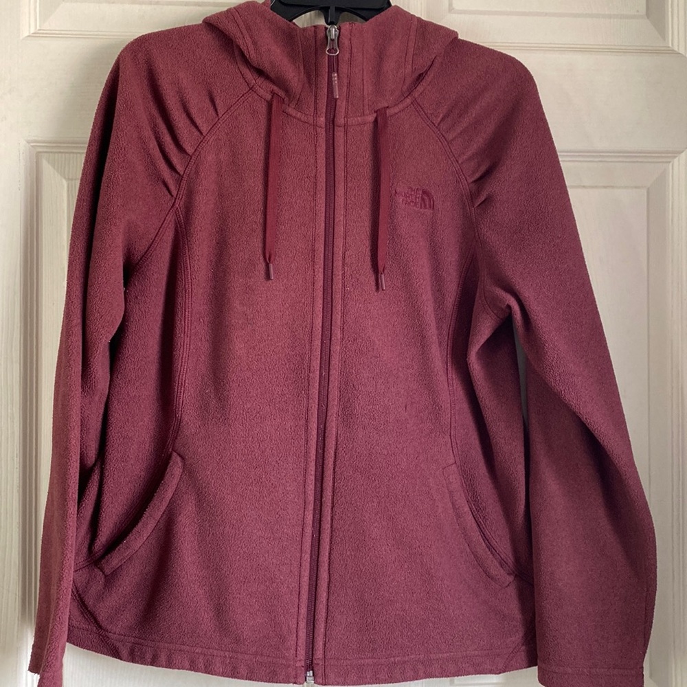 The north face sweater